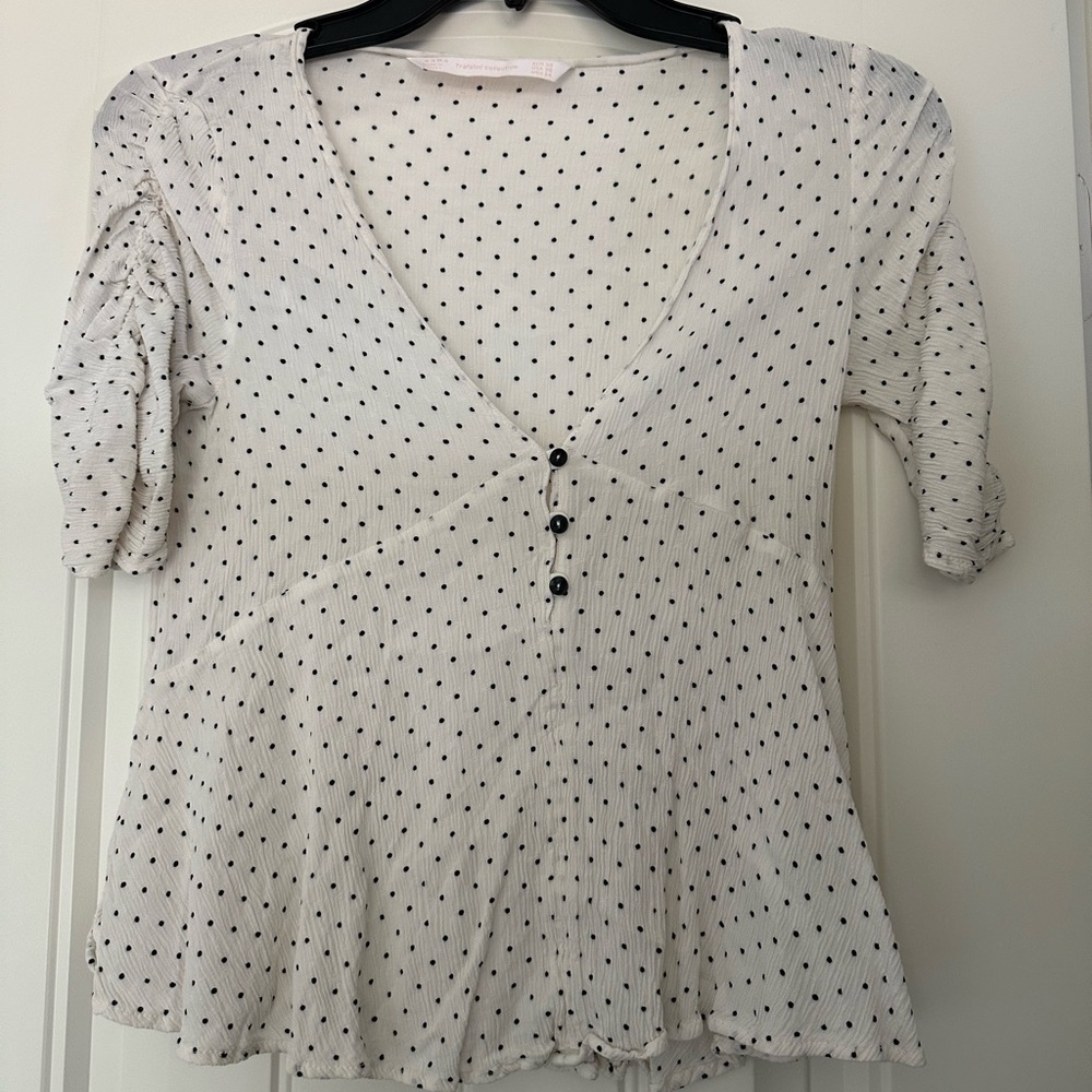 Zara White Fitted Peplum Blouse
